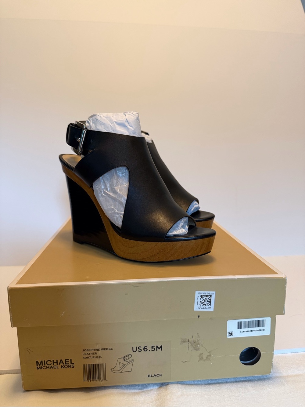 Michael Kors Josephine Black Leather Platform Wedges Size 6.5 NEW